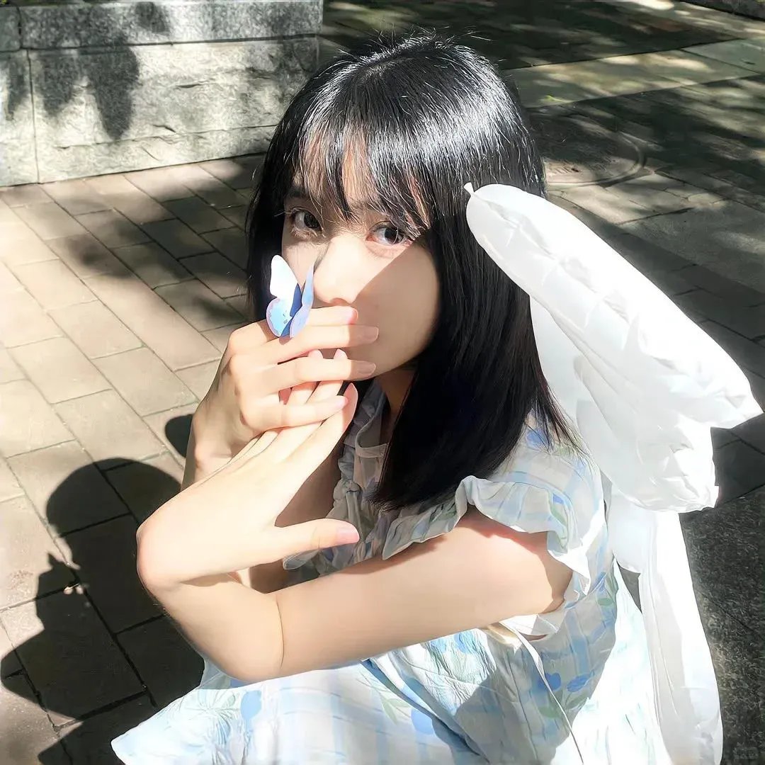 粉红色和铲子